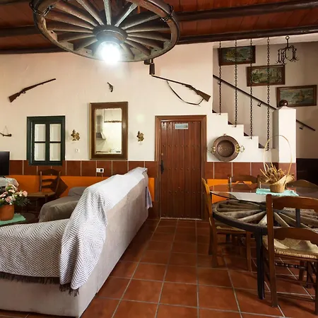Molino De Lucero, Apartment *